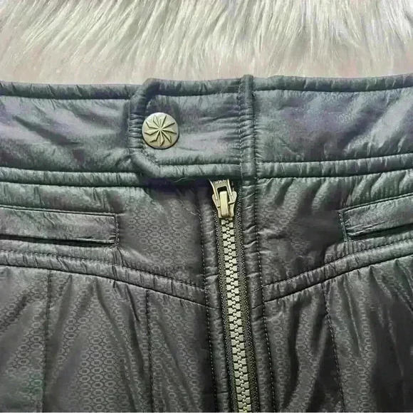 Athleta Toasty Buns Quilted Puffer Miniskirt Black Size 2 - Picture 3 of 12